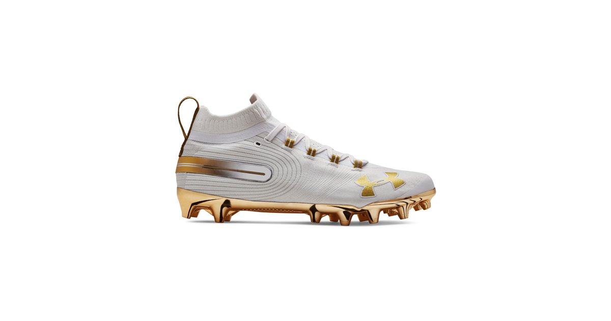 White football cleats with gold bottom hotsell