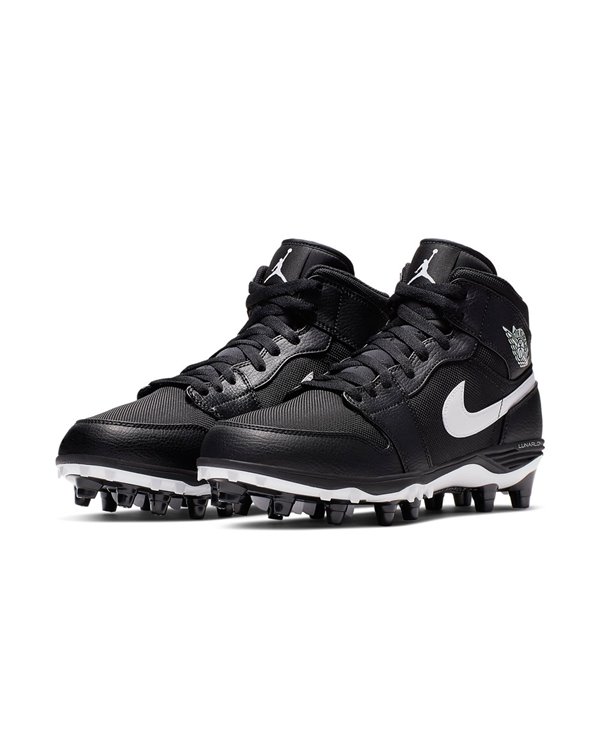 nike midtop cleats