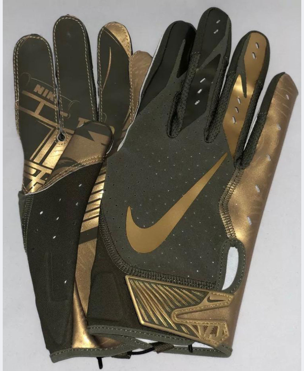 nike vapor jet 5. football gloves gold