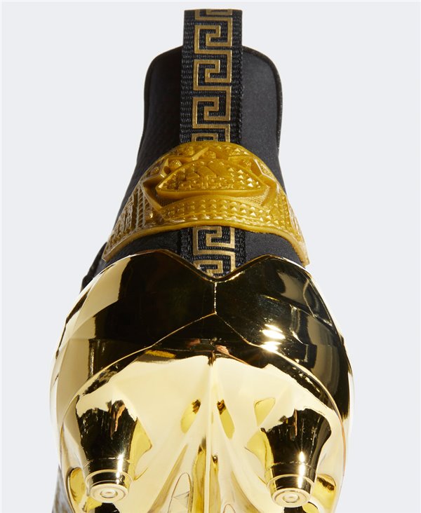 adidas american football shoes