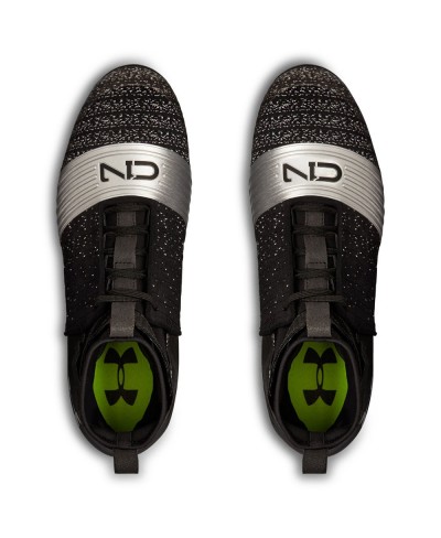 c1n cleats black and gold